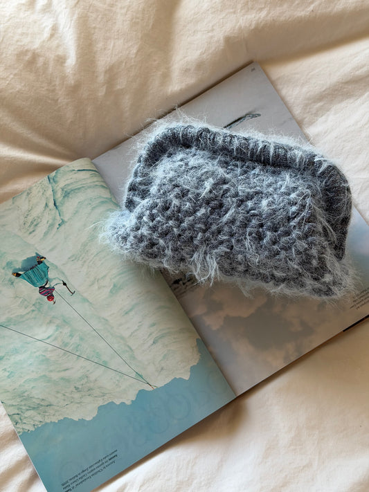 FLUFFY CLOUD bag standard// azzurra lurex con manico